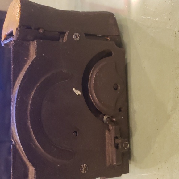 Metal piggy bank - Picture 4 of 4